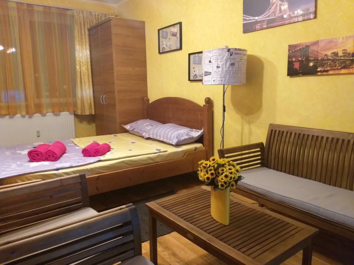 Apartament Sonia Bukarest Kültér fotó