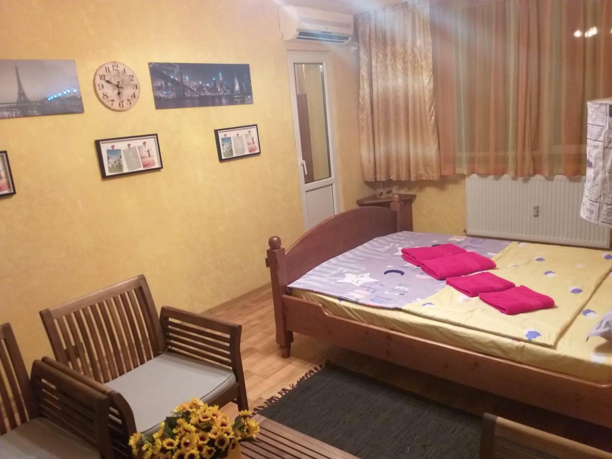 Apartament Sonia Bukarest Kültér fotó